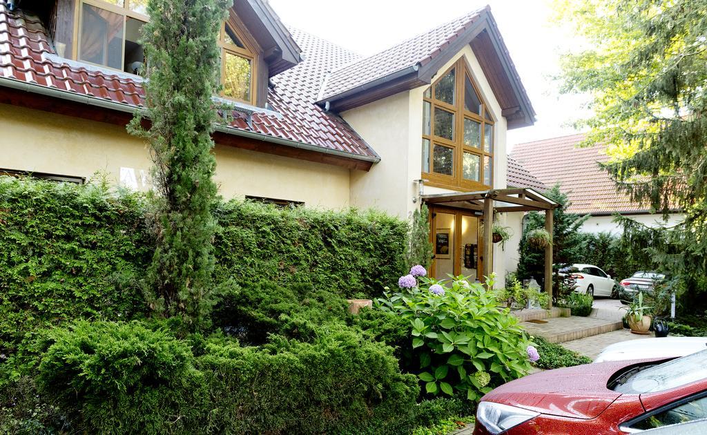 Hotel Am Katharinenholz Potsdam Exterior photo